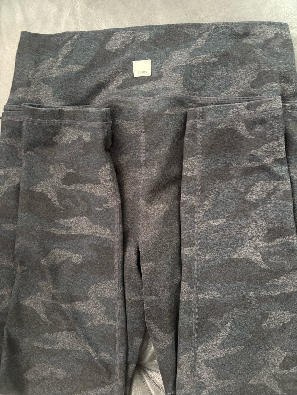 Vuori Soft Stretch Leggings Size Large Lg